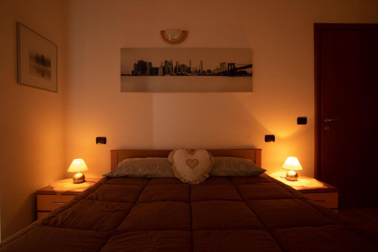 Casa Vacanze Valeria Sondrio Exteriér fotografie