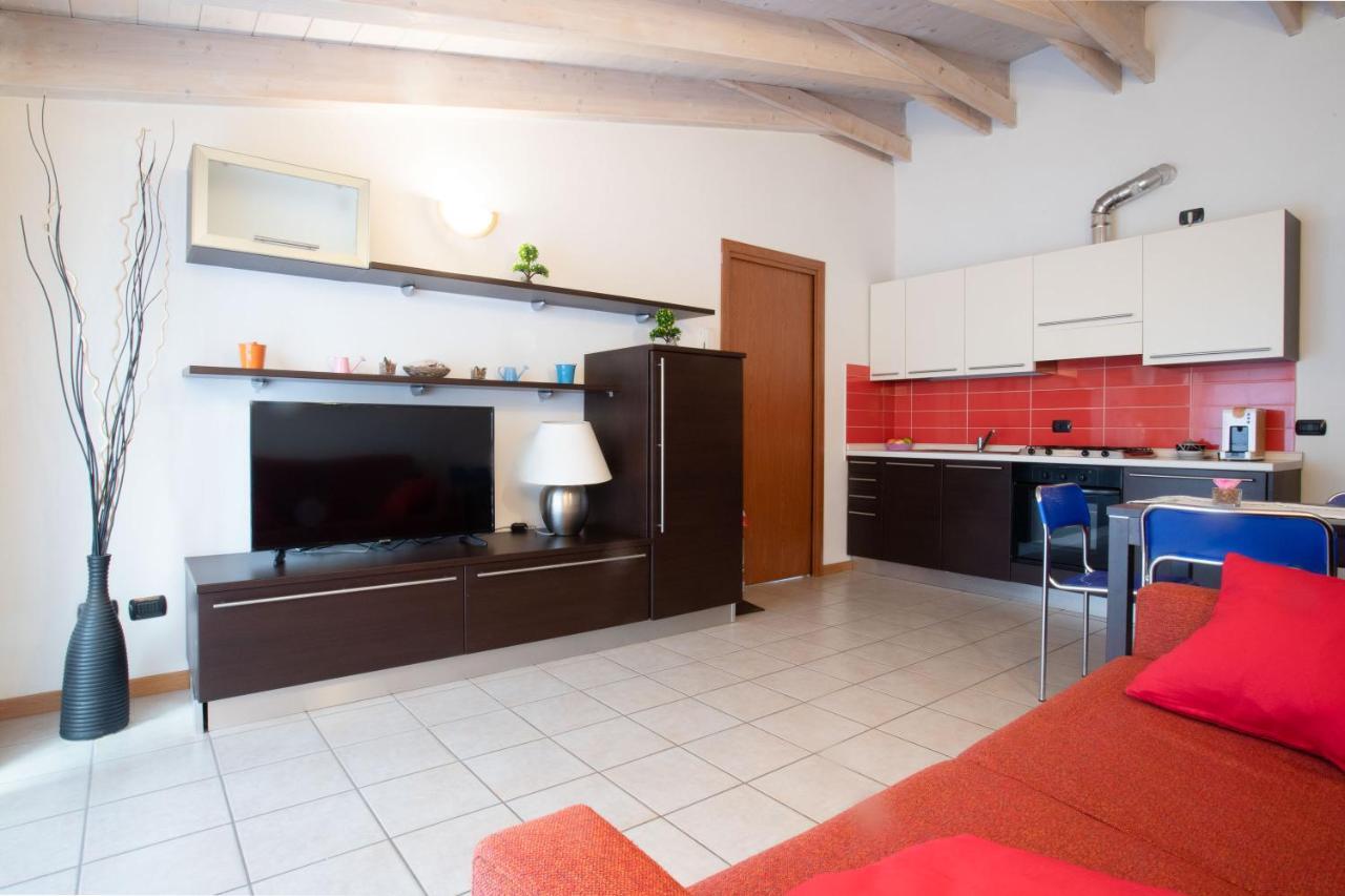 Casa Vacanze Valeria Sondrio Exteriér fotografie